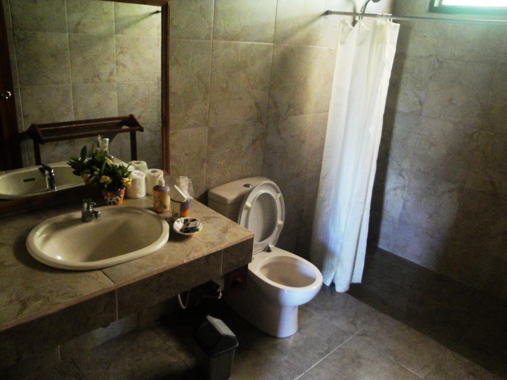 Gardenia Country Inn Tomohon Pokój zdjęcie